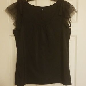 NWOT Black GAP Shirt